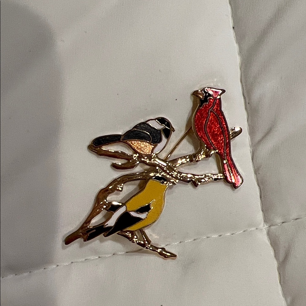 Lovely enamel Brooch